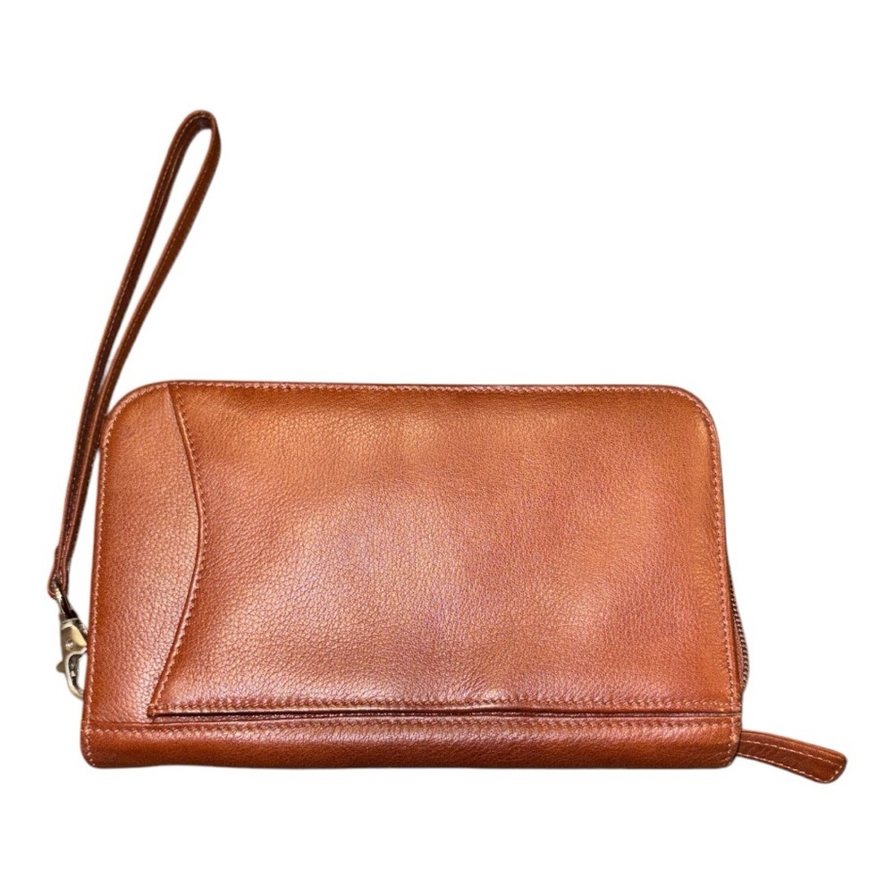Osgoode Marley Leather Wristlet/wallet w/removable strap. WLT 4